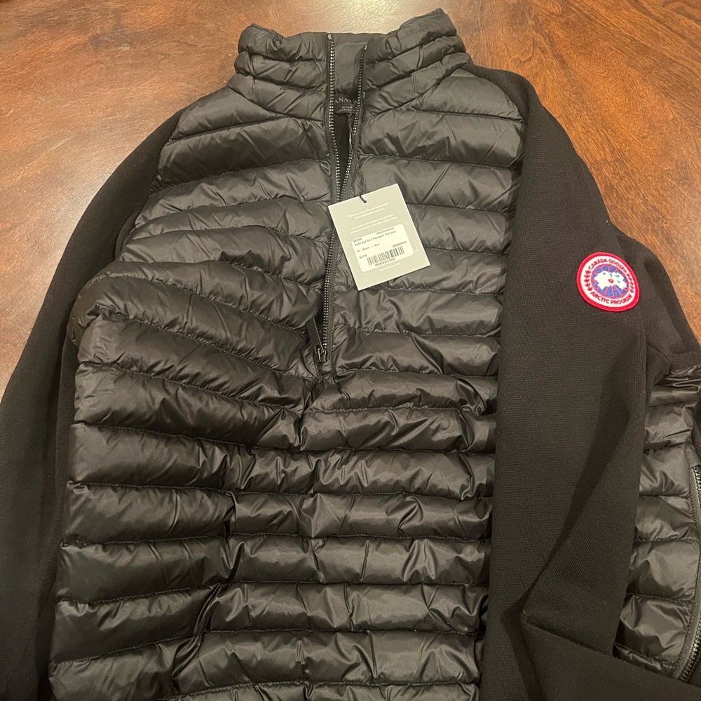 Canada goose NWT XL HALF ZIP